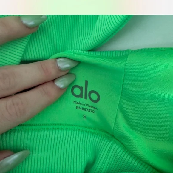 ALO Yoga Green Seamless Sports Bra - Picture 5 of 5